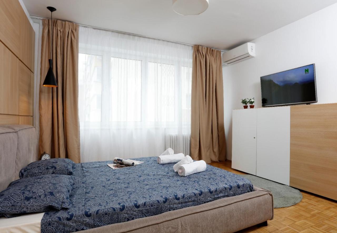 Lovely 2 Bedroom Apartment Near Old Town Bucharest Exterior photo
